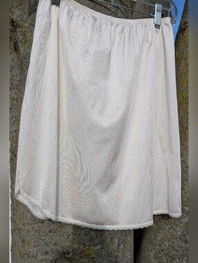 Vintage Vanity Fair Cream Satin All Nylon Half Slip Lace Trim Sz Medium Geek